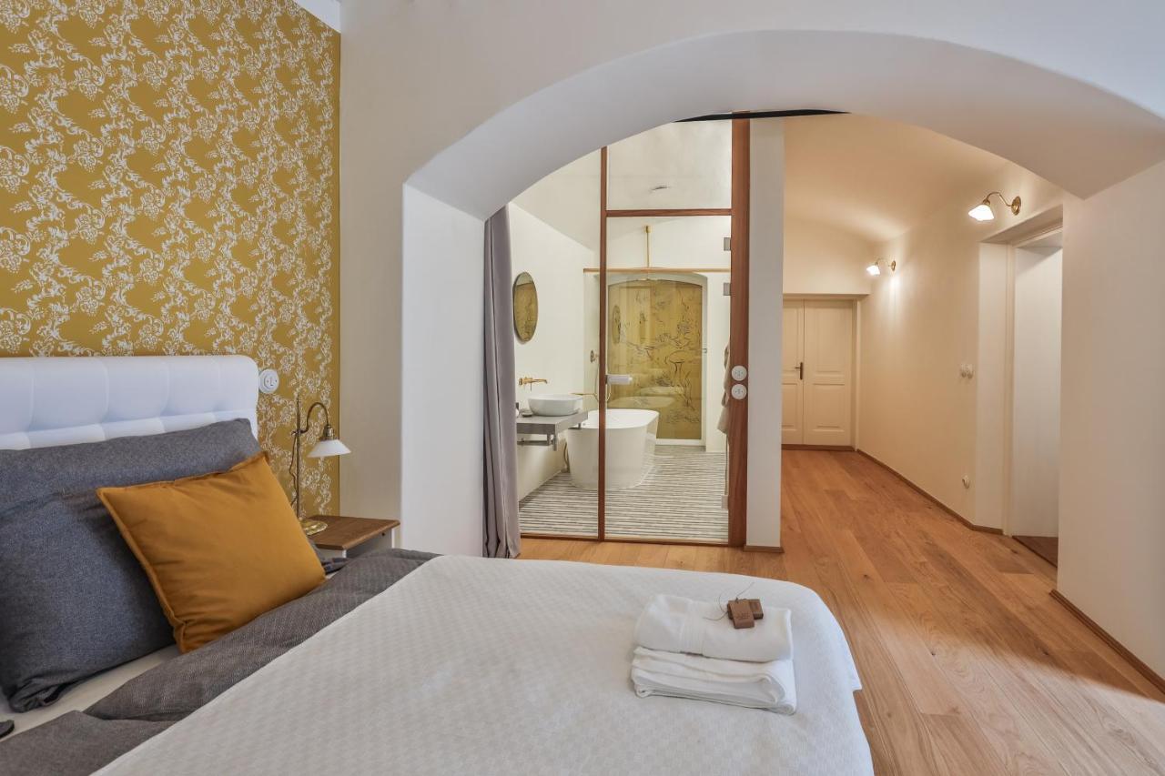 Just Jimramov Hotel Екстериор снимка